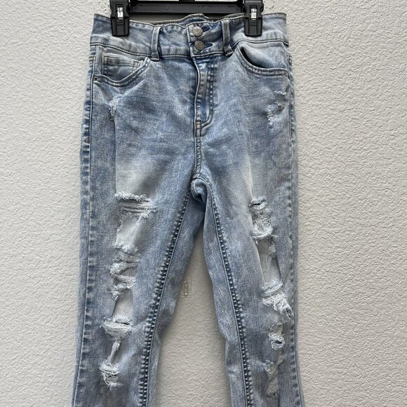 Vanilla Star Mid Rise Skinny Jeans Size 7 Distressed Light Wash Blue - Picture 3 of 8